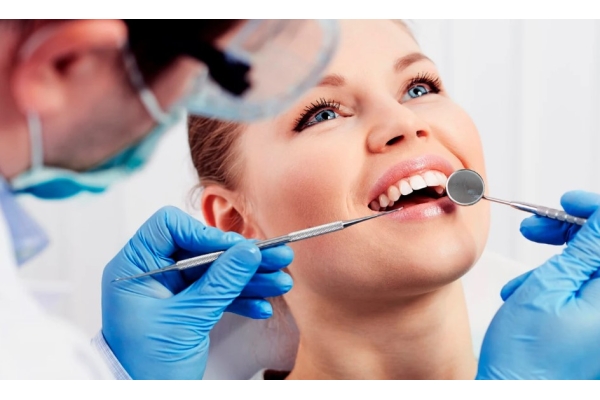 Восстановление зубов фотопломбой (при утрате более 40%)